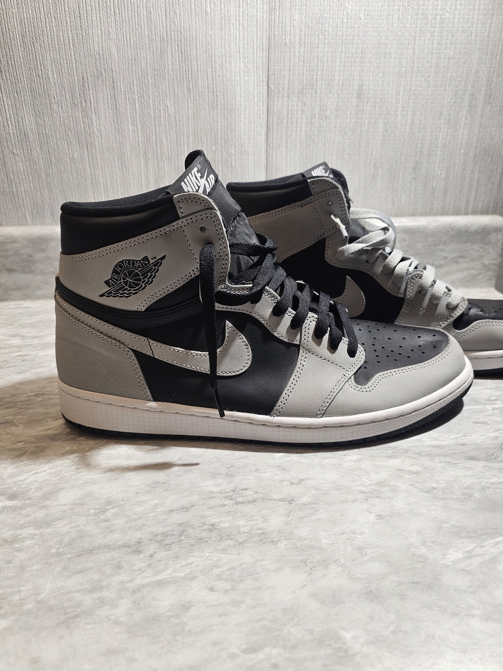 Nike Air Jordan Retro Mid Black & Gray Men’s Sneakers - S32